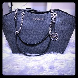 Black Michael Kors bag